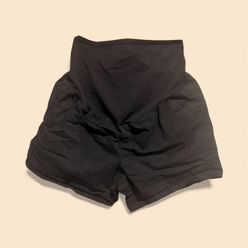 Maternity Women's Black Shorts Size 14